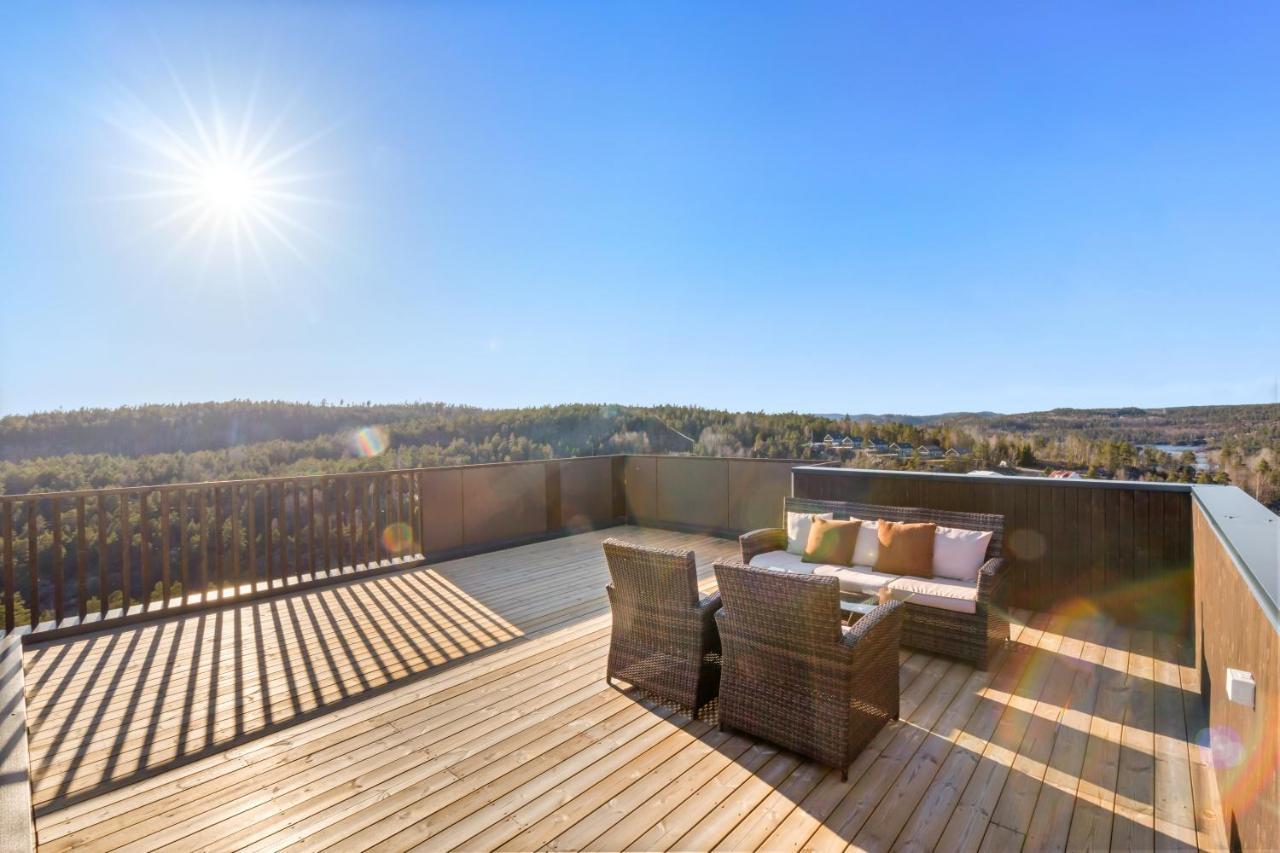 Sea, And Hill View - Thehumanbirdhouseretreat Ferienhaus Sondeled