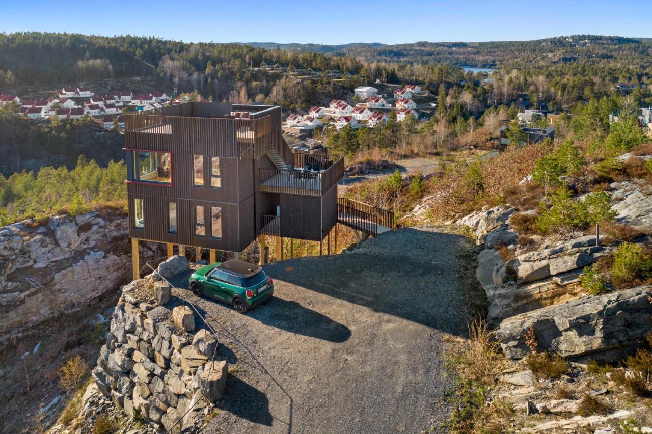 Sea, And Hill View - Thehumanbirdhouseretreat Holiday home Sondeled